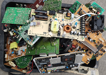 �ѽ��O���ڏU�f�·���ИI�Ľ�Q����